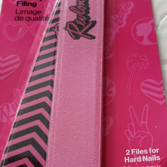 Revlon x Barbie Be Unique Nail Shapers Set - Picture 3 of 5